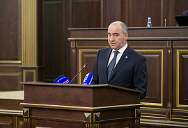 Депутаты НС КЧР единогласно поддержали кандидатуру Мурата Аргунова на должность Председателя Правительства республики