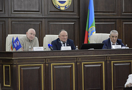 В Парламенте КЧР прошло экспертное обсуждение изменений в закон «О занятости населения в Российской Федерации»