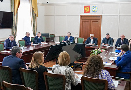 Комитет по здравоохранению, социальной политике и спорту вносит в повестку сессии 4 вопроса