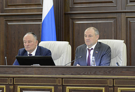 Депутаты НС КЧР единогласно поддержали кандидатуру Мурата Аргунова на должность Председателя Правительства республики