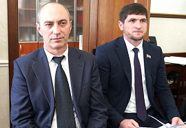 На заседании Комитета по науке и образованию рассмотрели законопроект, позволяющий девятиклассникам бесплатно пройти обучение по профессиям рабочих или должностям служащих