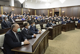 Депутаты НС КЧР единогласно поддержали кандидатуру Мурата Аргунова на должность Председателя Правительства республики