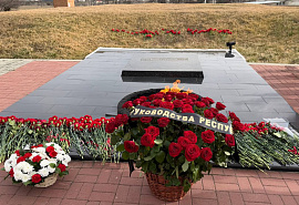 Депутаты НС КЧР почтили память защитников перевалов Кавказа