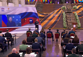 Председатель Народного Собрания (Парламента) КЧР Александр Иванов уже в восьмой раз принял участие в международной патриотической акции «Диктант Победы»