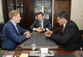 Фракции Парламента КЧР провели рабочие встречи с кандидатом на должность Председателя Правительства КЧР
