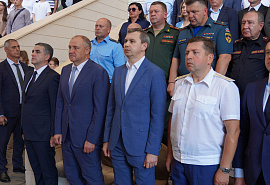 В 20-ю годовщину теракта в Беслане общественность Карачаево-Черкесии собралась на траурный митинг 