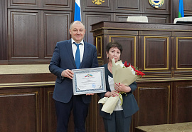 20 жителей Карачаево-Черкесии награждены Грамотами Парламента КЧР