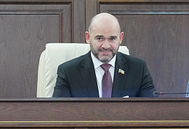 В Парламенте КЧР прошли публичные слушания по проекту закона «О республиканском бюджете Карачаево-Черкесской Республики на 2026 год и на плановый период 2027 и 2028 годов»